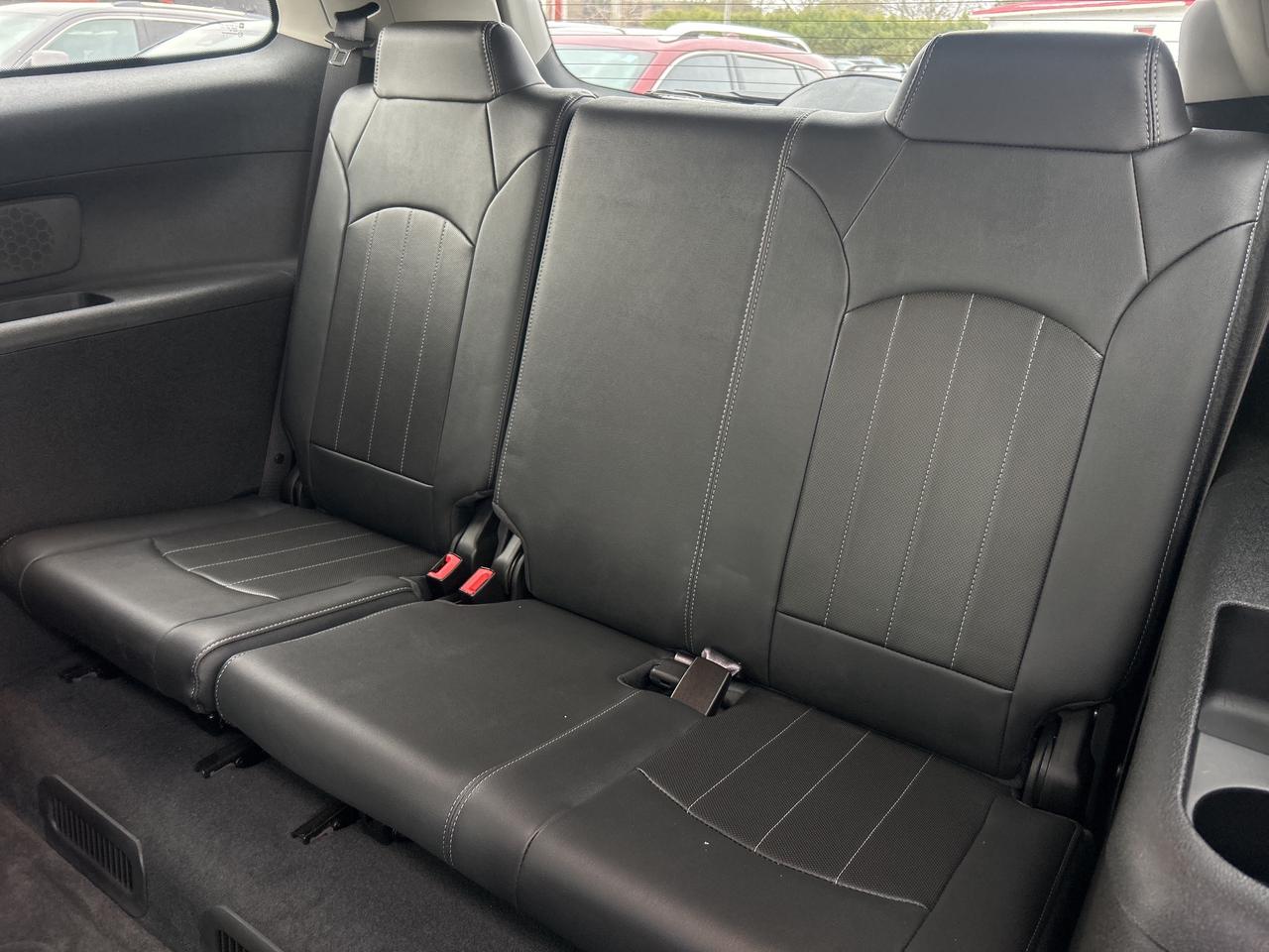 2017 Buick Enclave PREMIUM EDITION, 7 PASSENGER, AWD, SUNROOF! - Photo #21