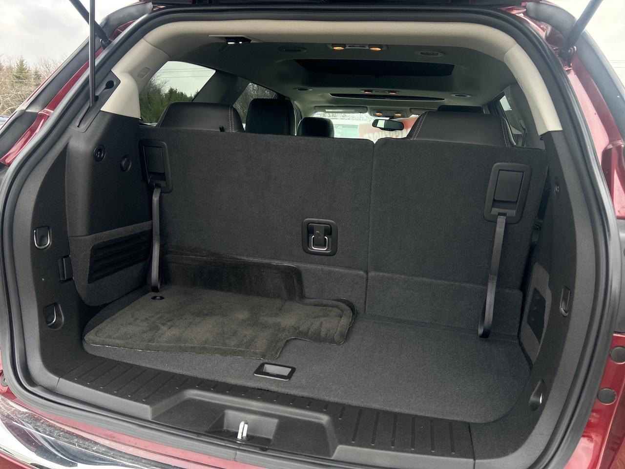 2017 Buick Enclave PREMIUM EDITION, 7 PASSENGER, AWD, SUNROOF! - Photo #22