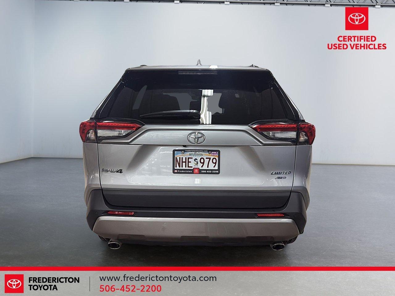 2024 Toyota RAV4 LIMITED  Photo