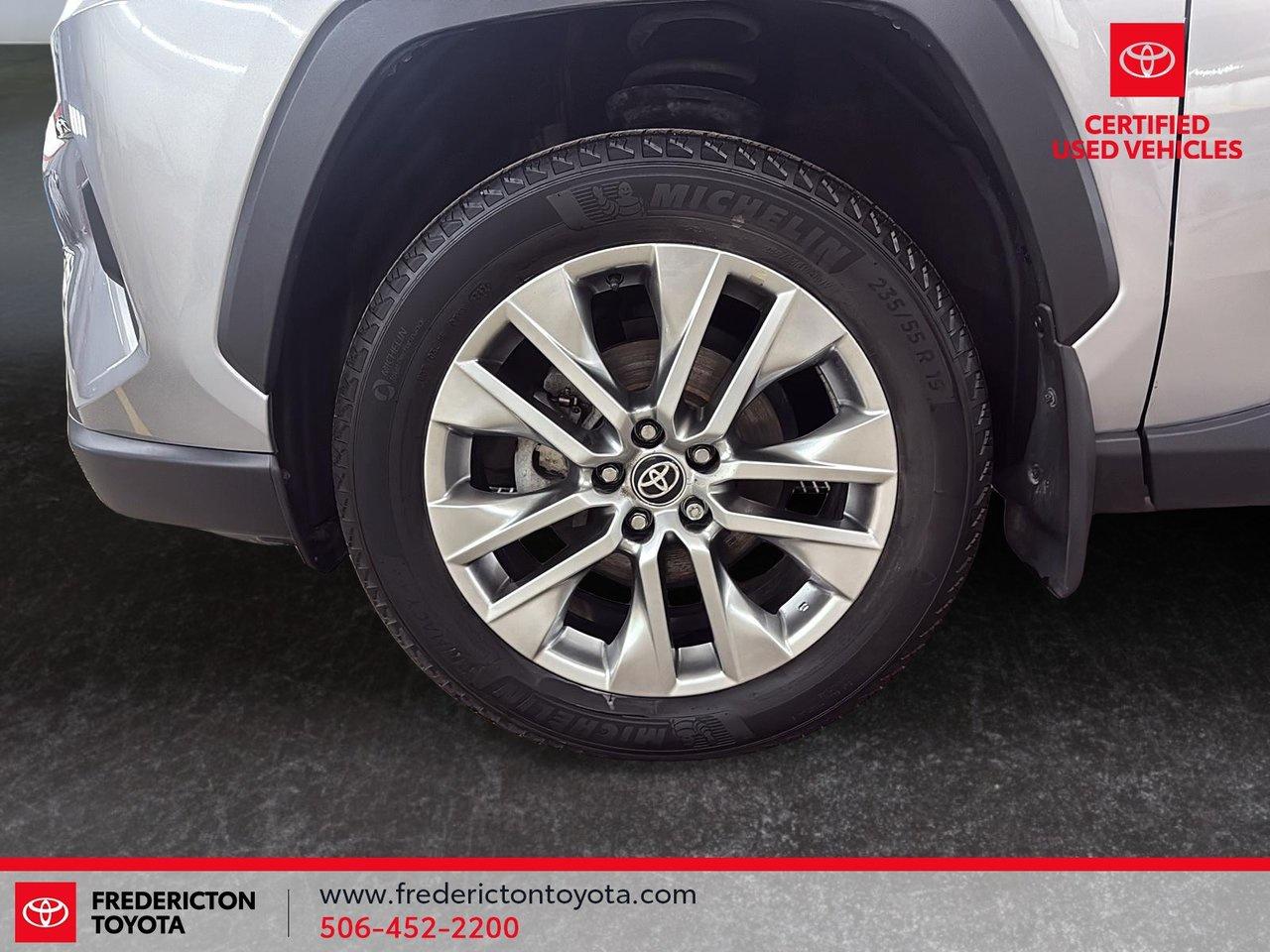 2024 Toyota RAV4 LIMITED  Photo