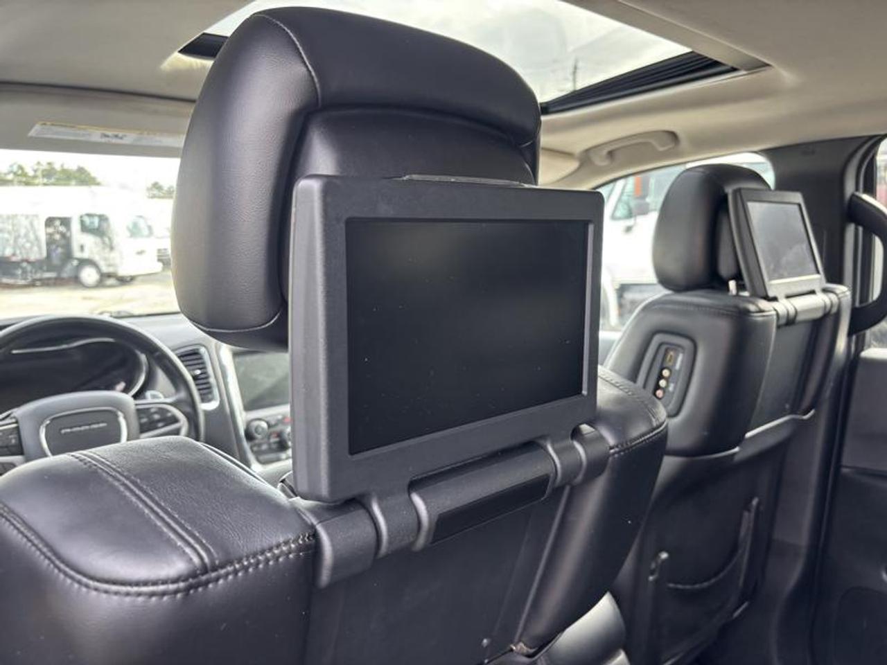 13703051