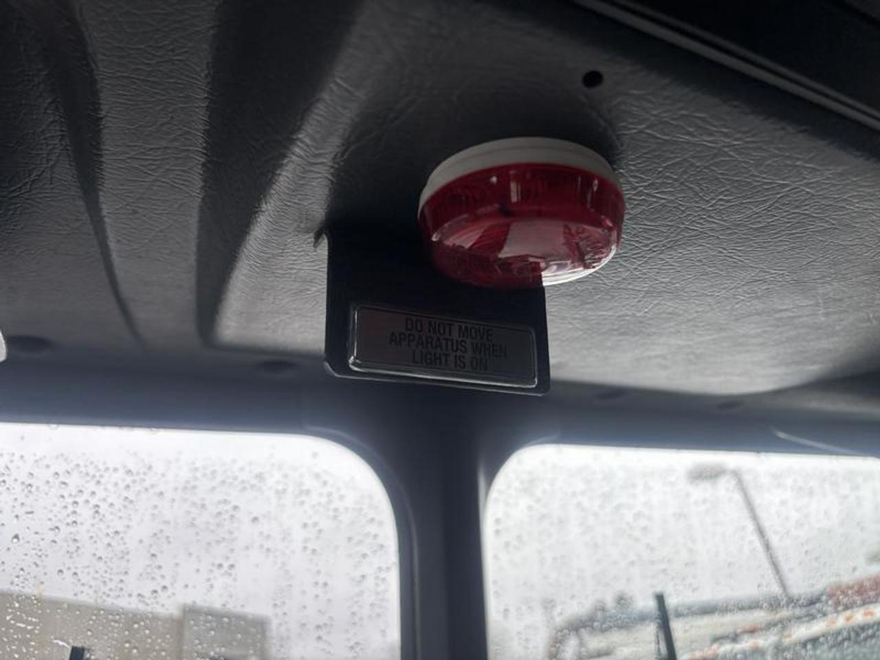 13703054
