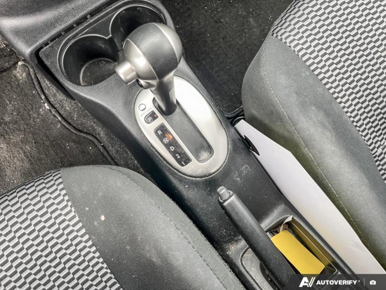 2017 Nissan Micra SV  MICRA, SV, AUTO, HEATED SEATS Photo