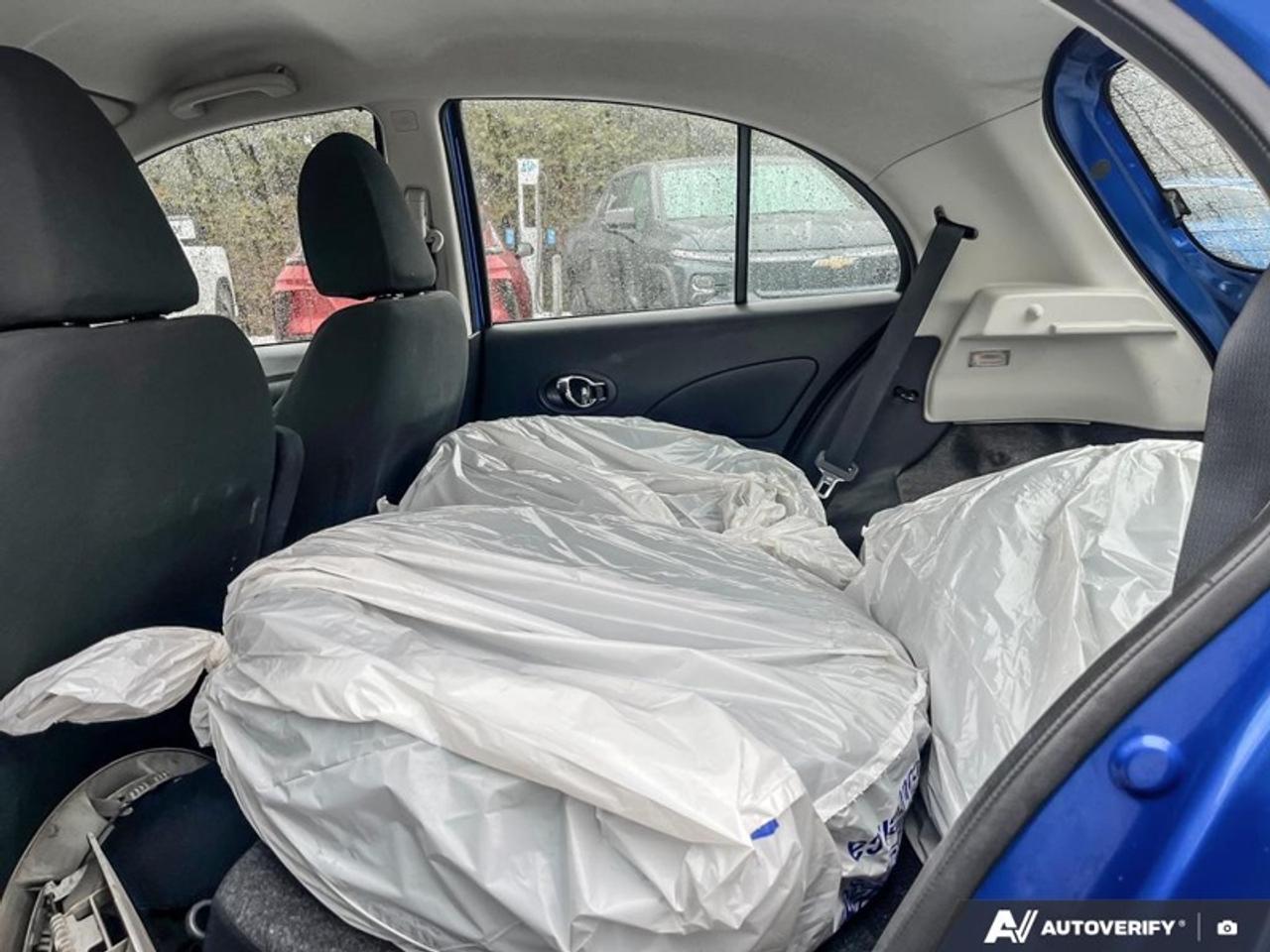 2017 Nissan Micra SV  MICRA, SV, AUTO, HEATED SEATS Photo