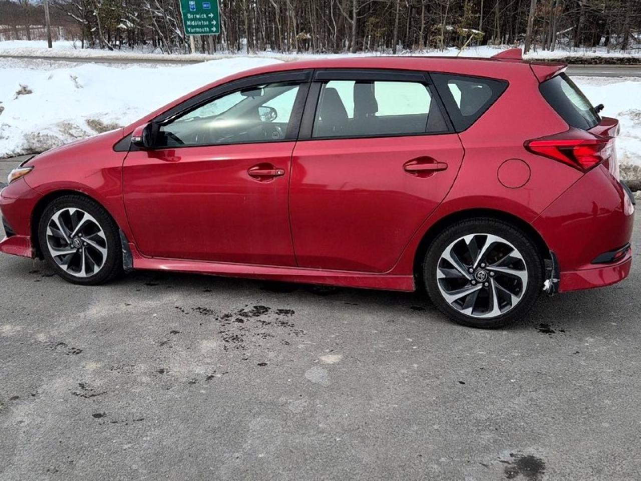 2018 Toyota Corolla iM CVT  COROLLA IM, AUTO, HEATED SEATS Photo