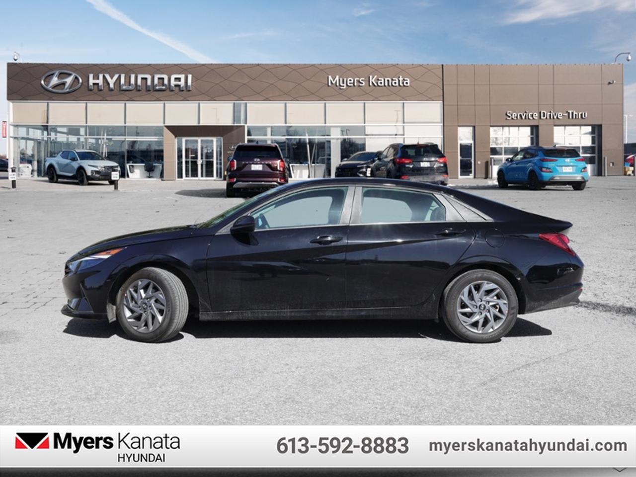 2023 Hyundai Elantra Essential  -  Heated Seats Photo4