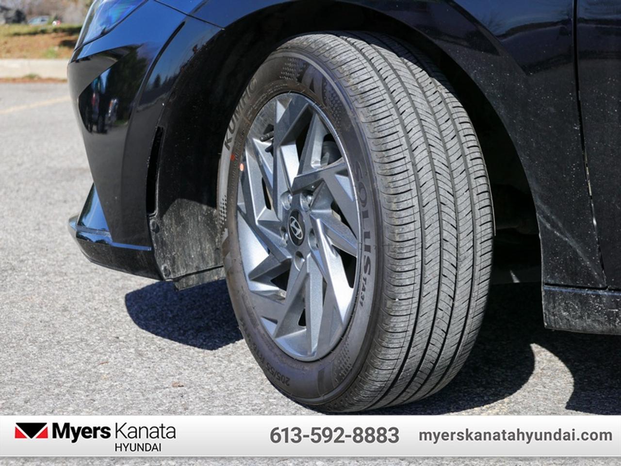 2023 Hyundai Elantra Essential  -  Heated Seats Photo