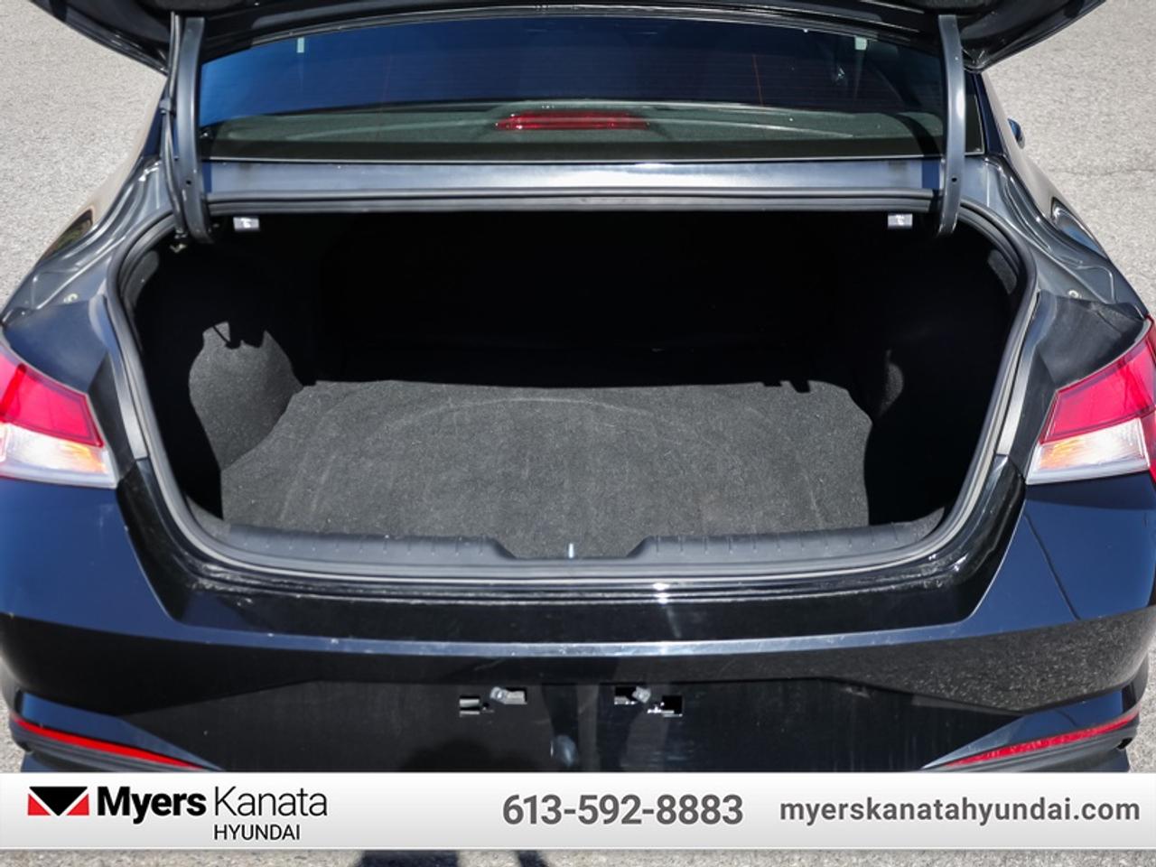 2023 Hyundai Elantra Essential  -  Heated Seats Photo