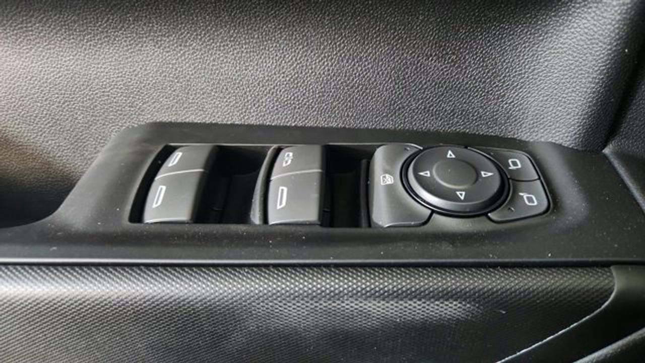 13703291