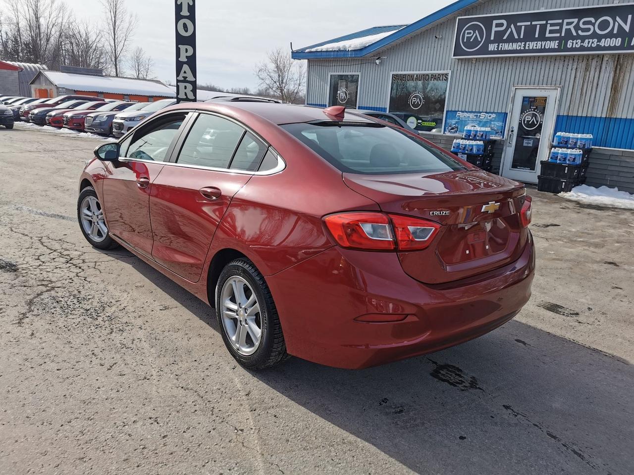 2018 Chevrolet Cruze LT Photo