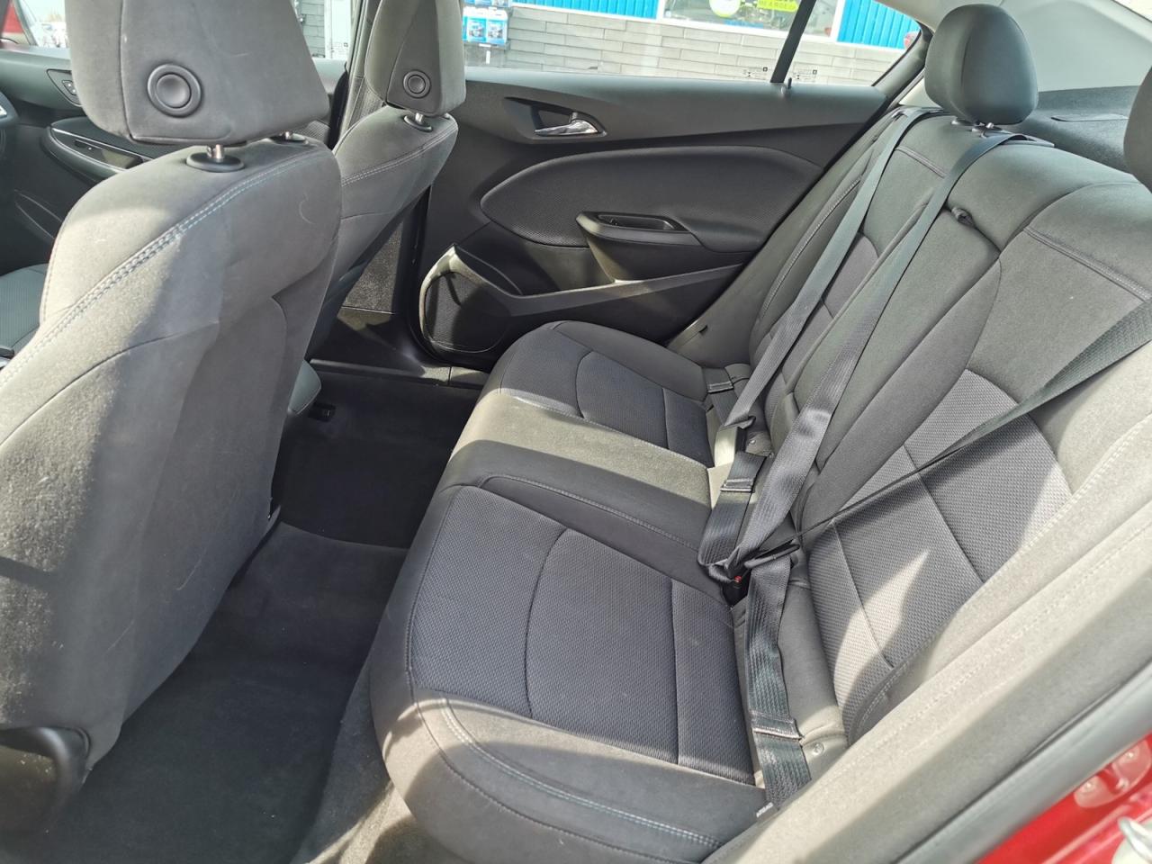 2018 Chevrolet Cruze LT Photo