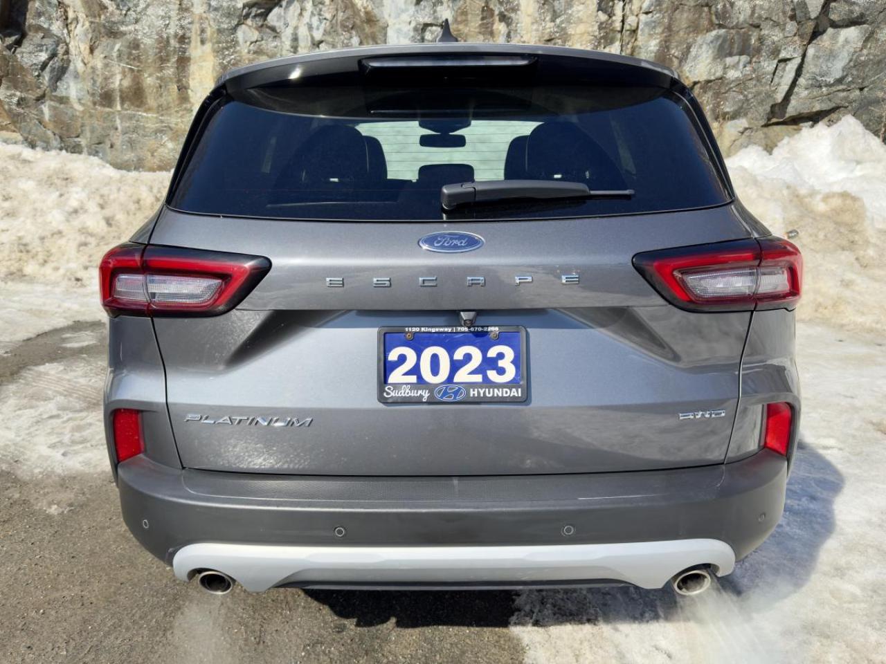 2023 Ford Escape Platinum AWD Photo4
