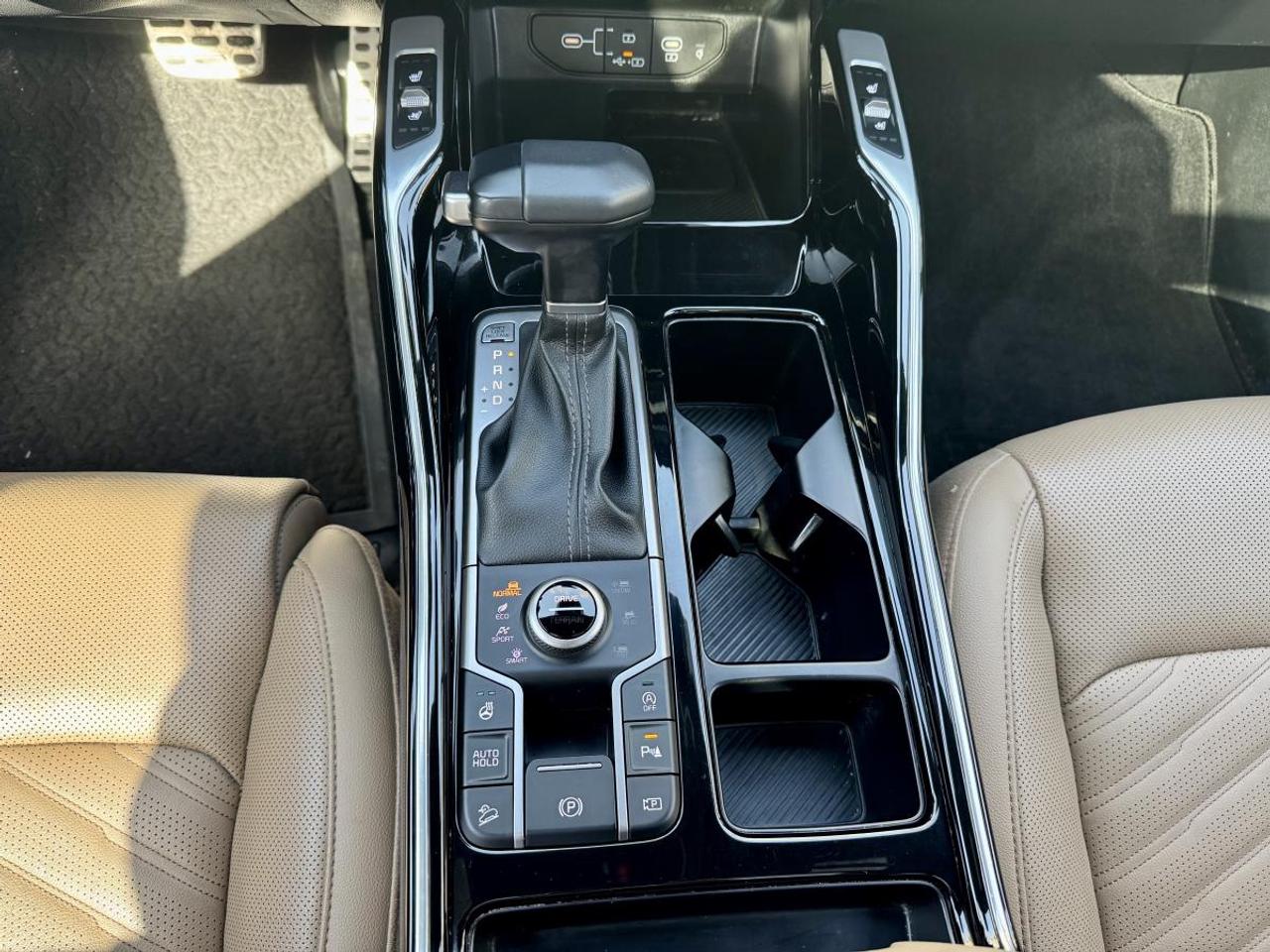 2025 Kia Sorento X-Line Limited AWD w/Black Interior Photo