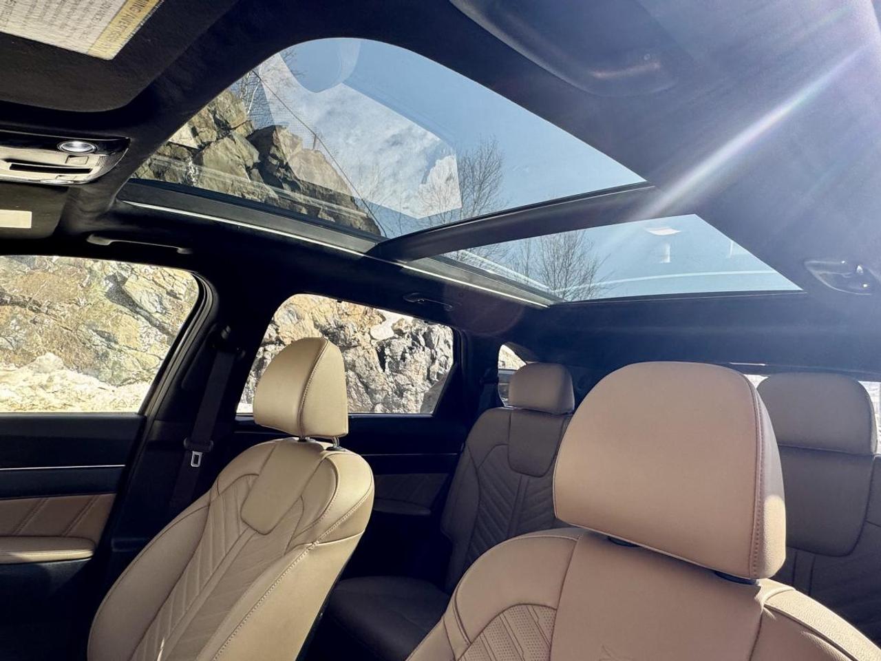 2025 Kia Sorento X-Line Limited AWD w/Black Interior Photo