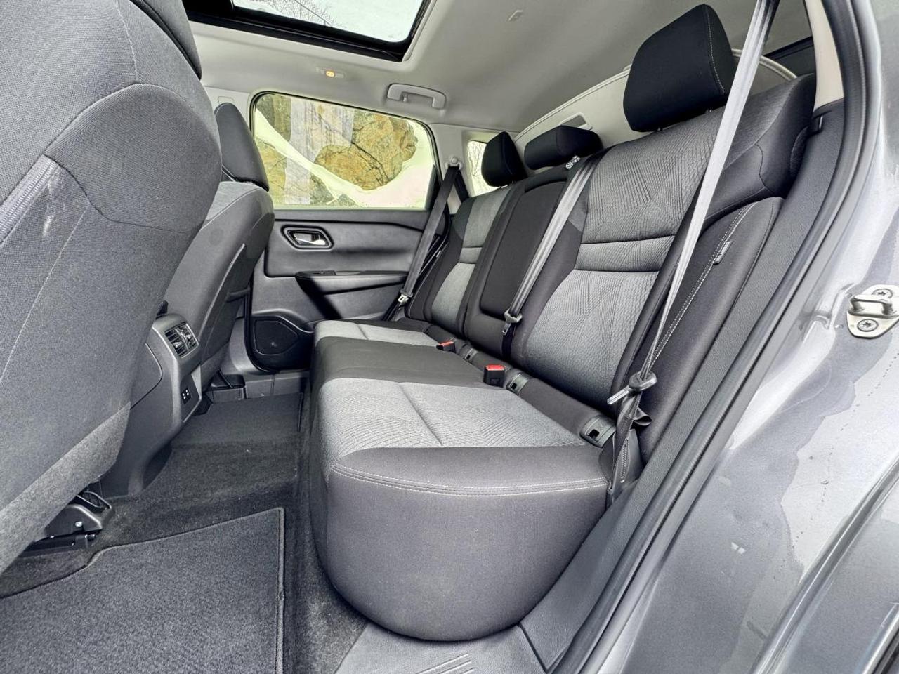2024 Nissan Rogue AWD SV Moonroof Photo