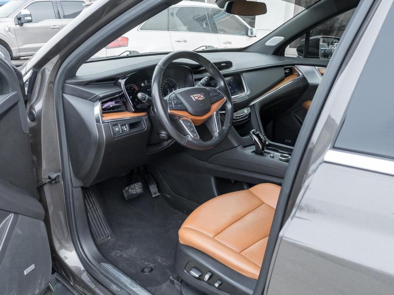 2020 Cadillac XT5 Premium Luxury AWD Photo