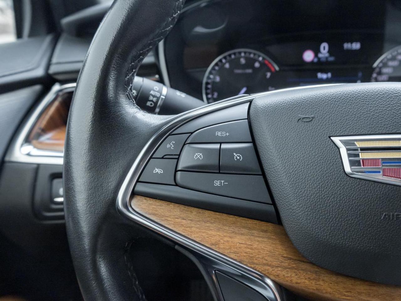 2020 Cadillac XT5 Premium Luxury AWD Photo