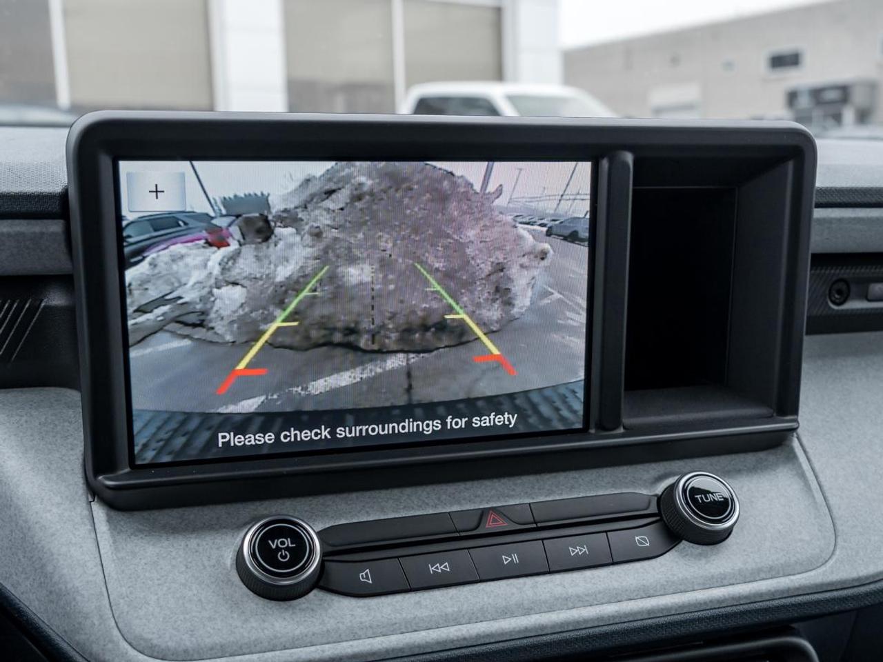 2022 Ford Maverick XLT Photo