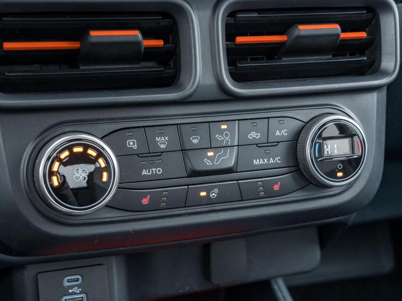 2022 Ford Maverick XLT Photo