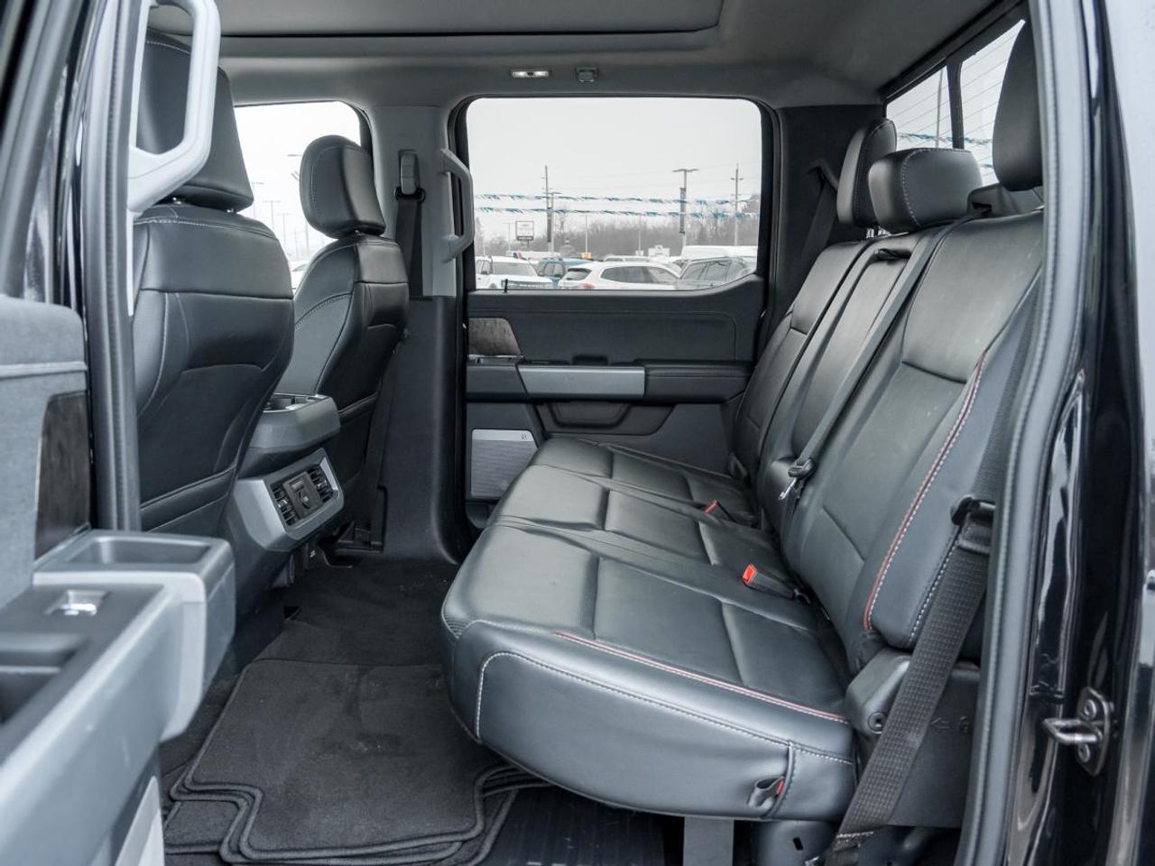 2024 Ford F-250 Super Duty SRW Lariat Photo