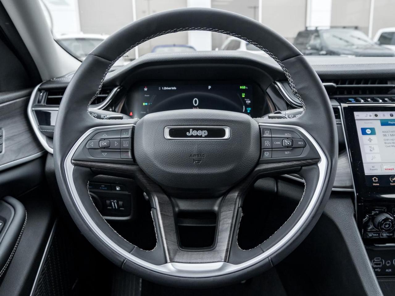 2023 Jeep Grand Cherokee 4xe BASE Photo