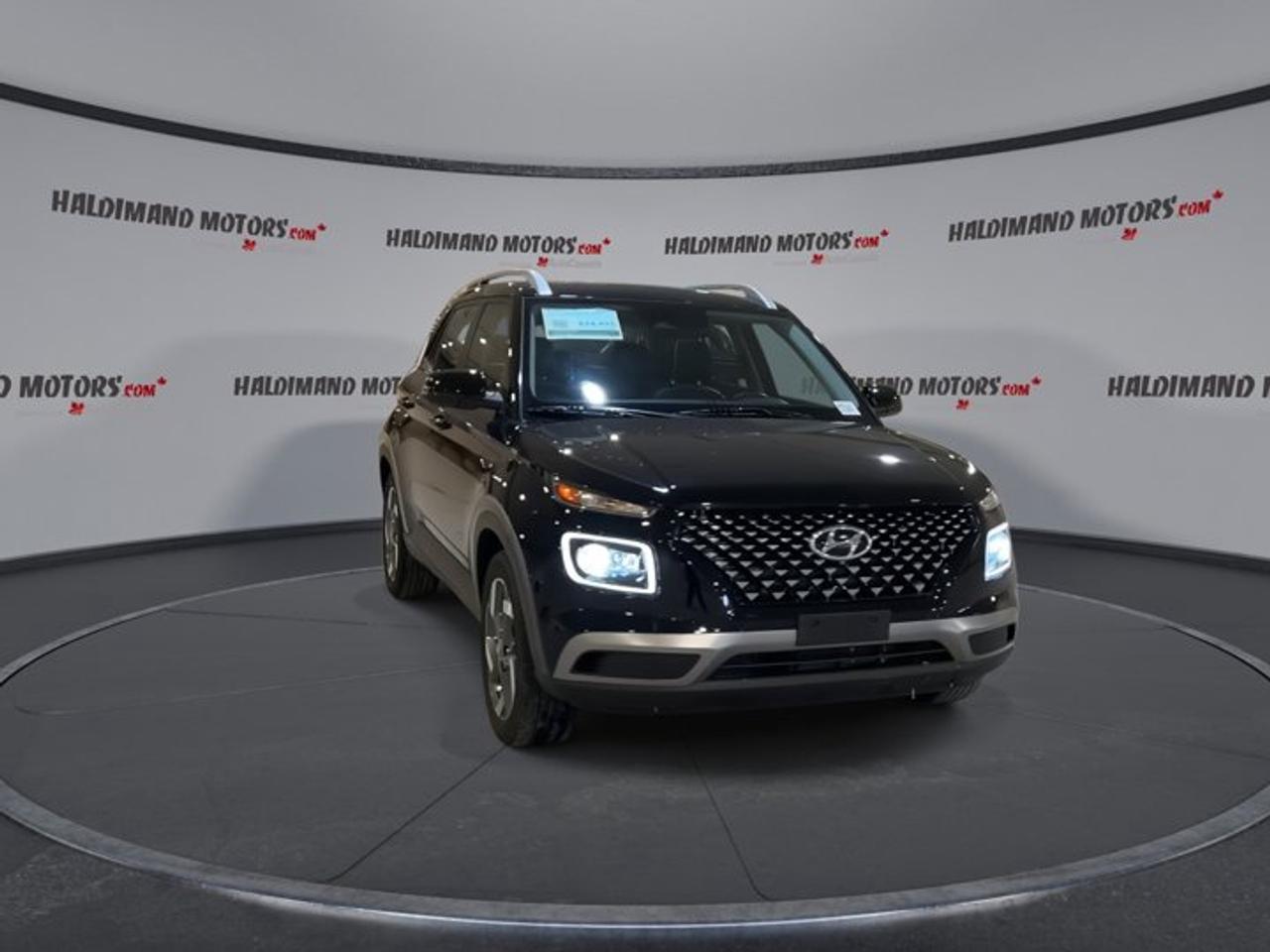 2024 Hyundai Venue Ultimate w/Black Interior| No accidents |Sunroof Photo