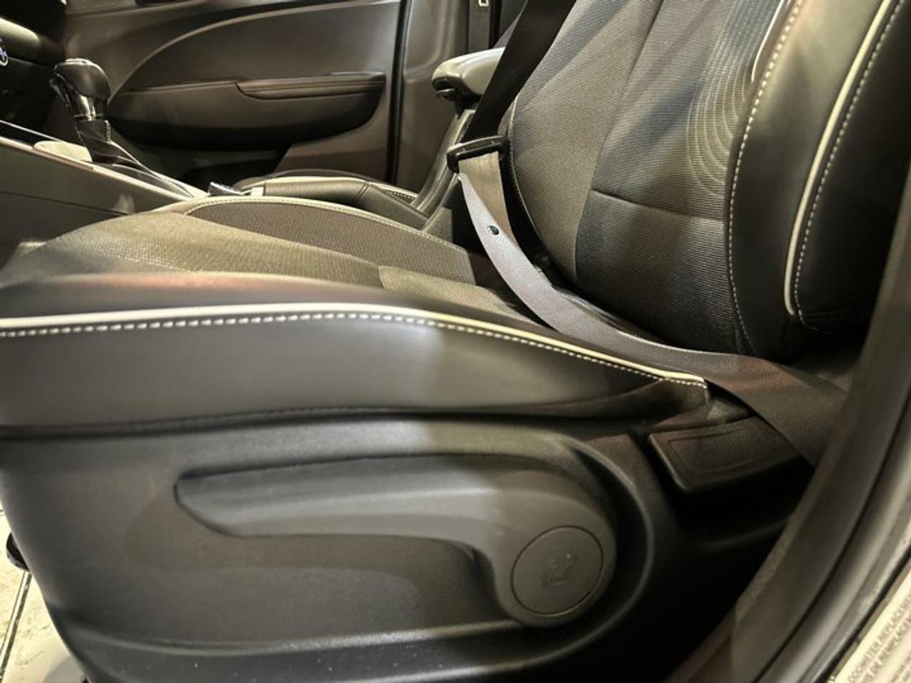 2024 Hyundai Venue Ultimate w/Black Interior| No accidents |Sunroof Photo