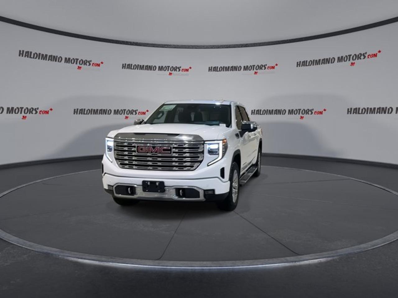 2022 GMC Sierra 1500 Denali Crew Cab 4WD | No accidents Photo