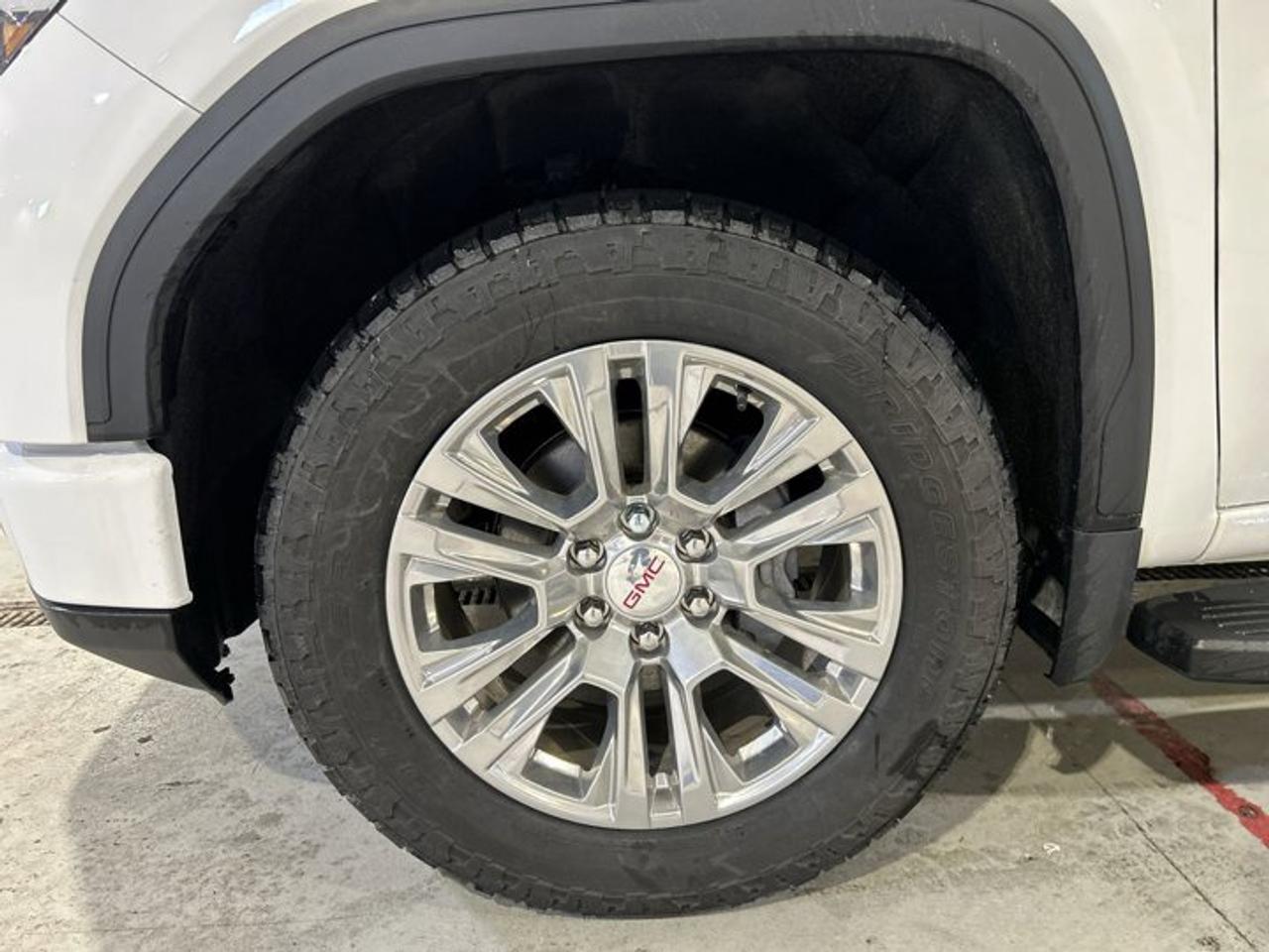 2022 GMC Sierra 1500 Denali Crew Cab 4WD | No accidents Photo