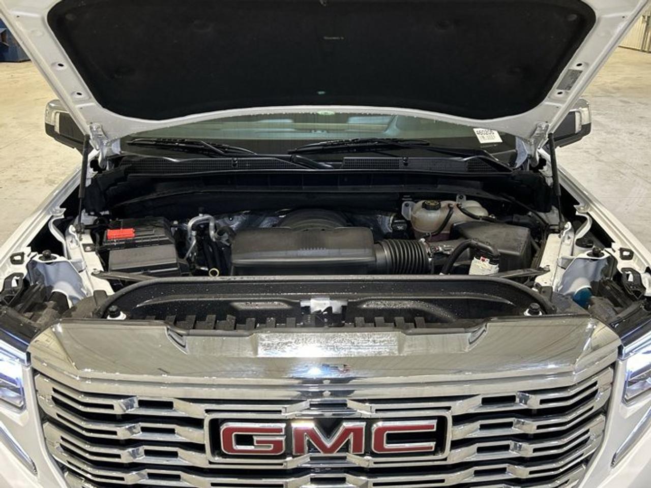 2022 GMC Sierra 1500 Denali Crew Cab 4WD | No accidents Photo