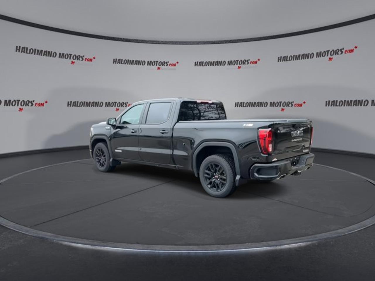 2024 GMC Sierra 1500 Elevation Crew Cab 4WD | One owner |No accidents Photo