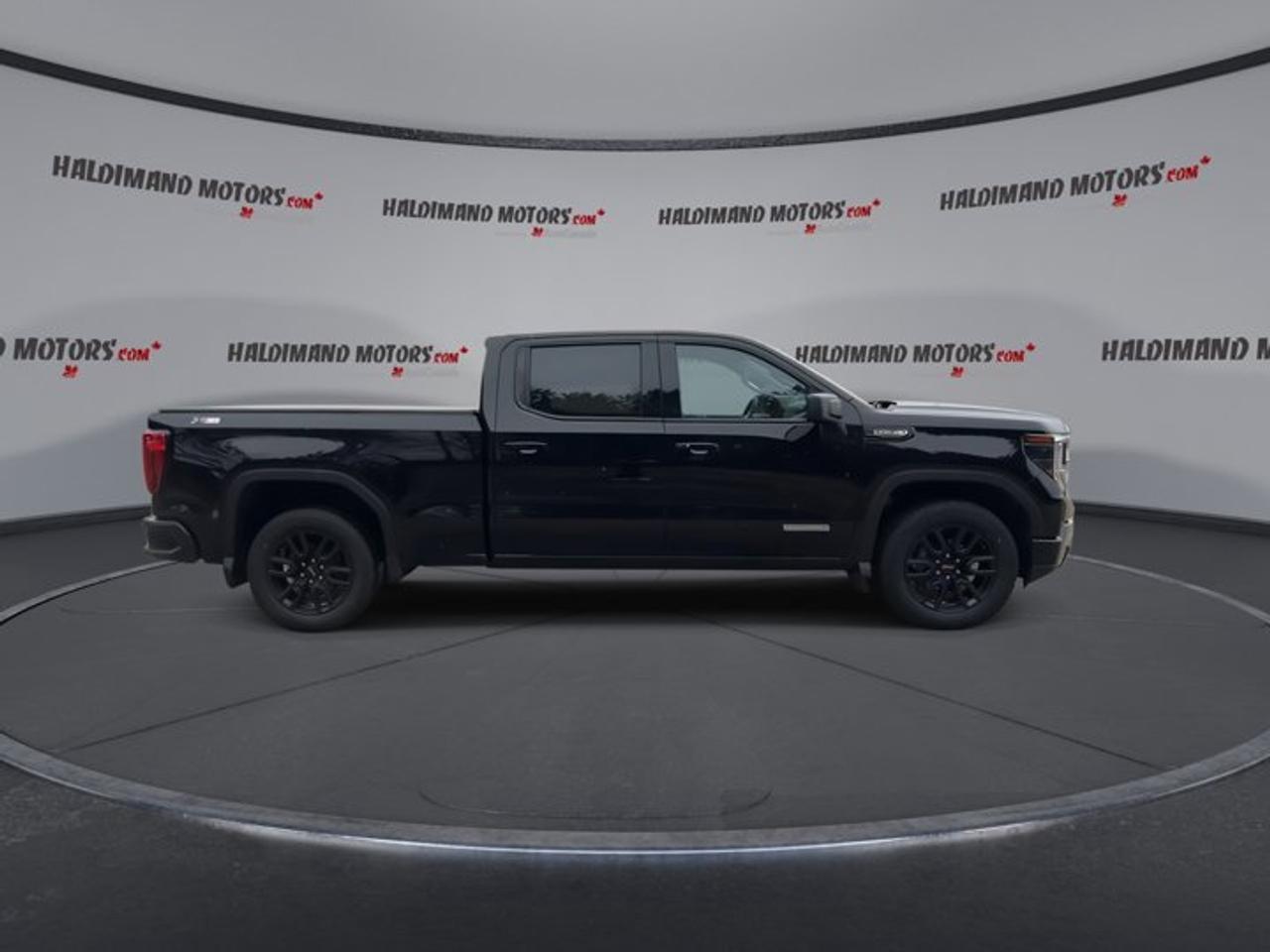 2024 GMC Sierra 1500 Elevation Crew Cab 4WD | One owner |No accidents Photo