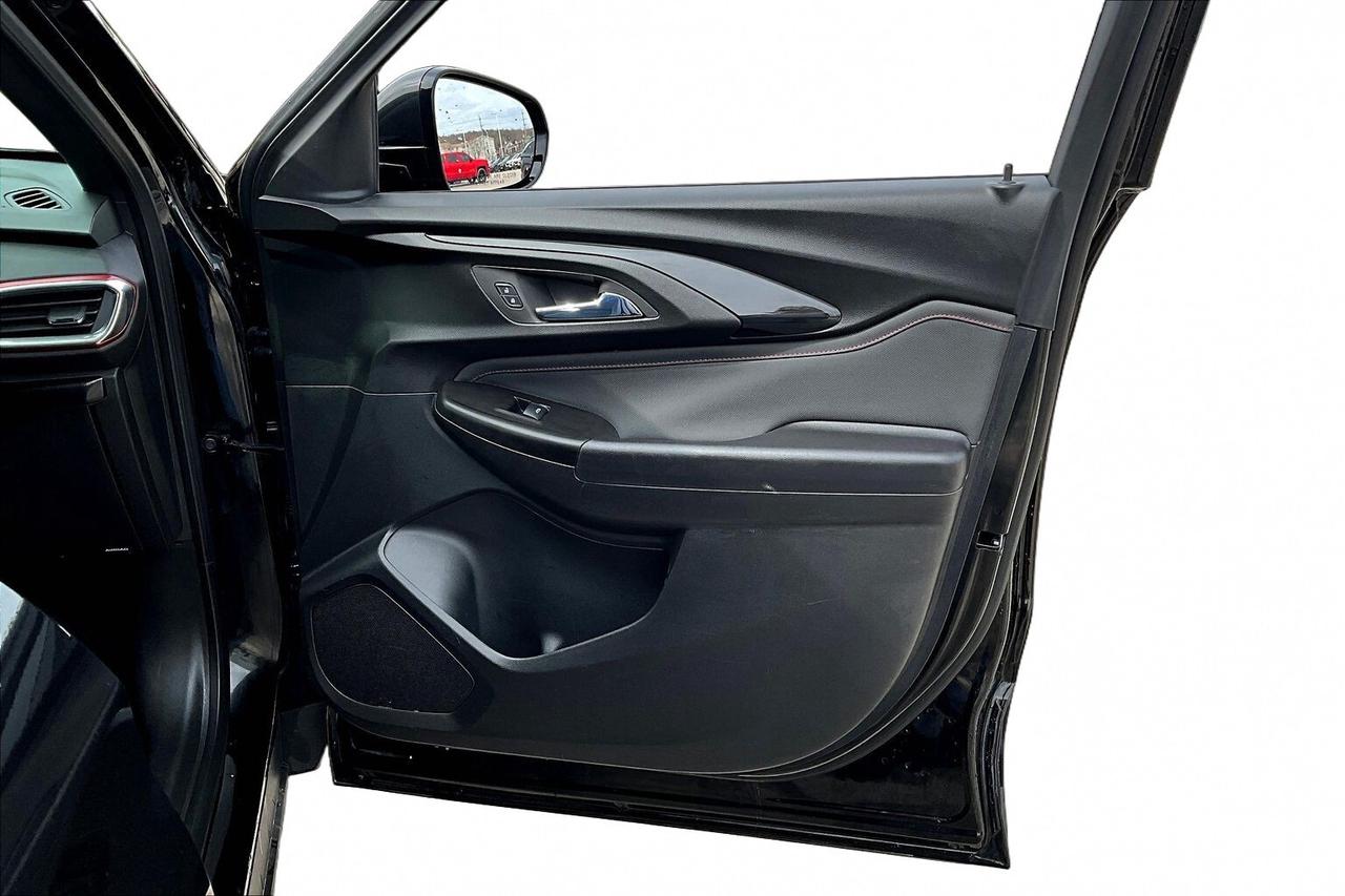 2023 Chevrolet TrailBlazer RS Photo