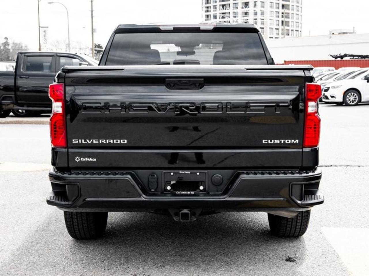 2024 Chevrolet Silverado 1500 Custom 147'' 6 Passenger Tonneau Cover Apple CarPlay Android Auto Photo