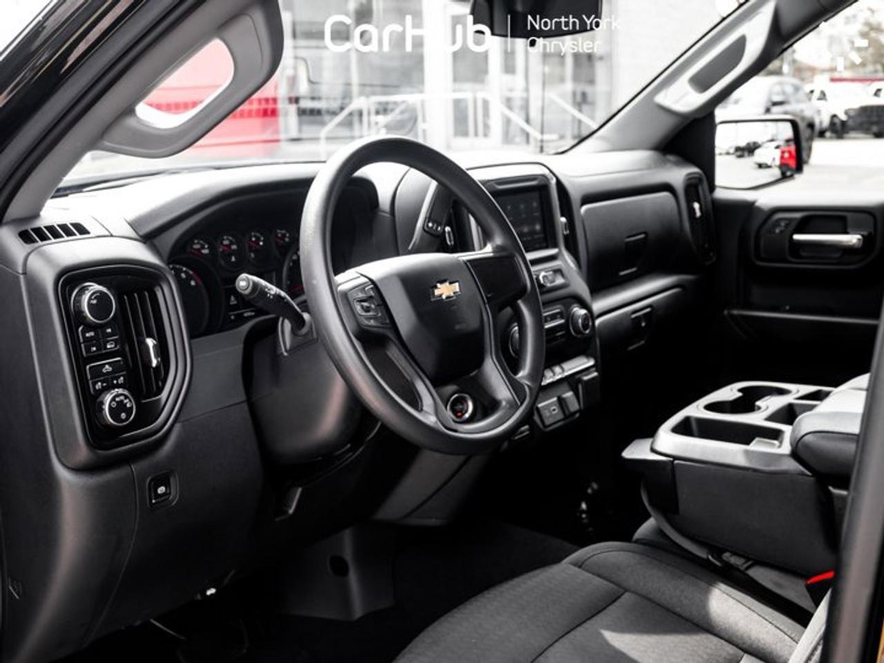 2024 Chevrolet Silverado 1500 Custom 147'' 6 Passenger Tonneau Cover Apple CarPlay Android Auto Photo