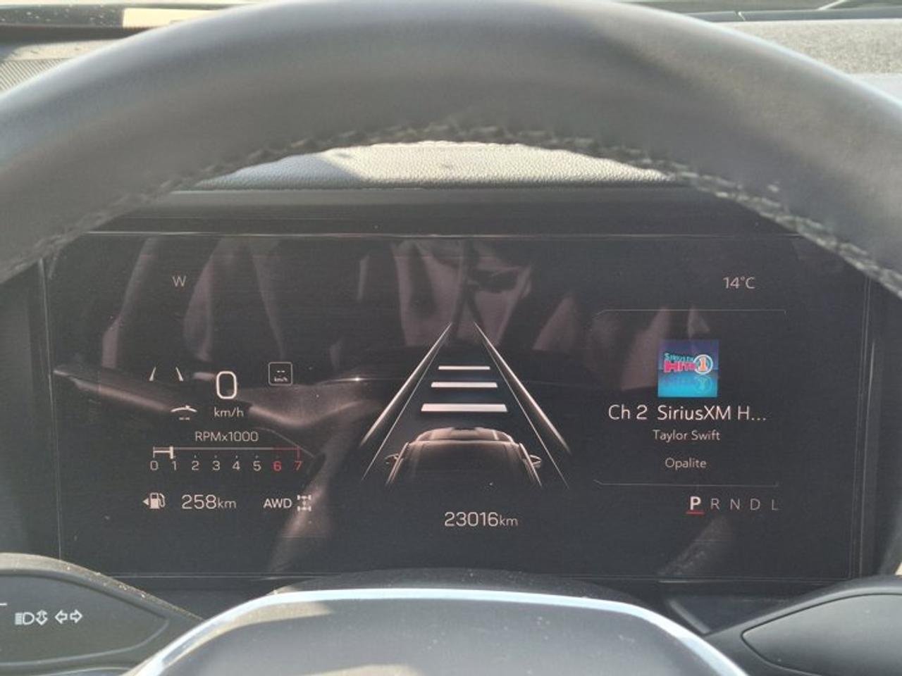 2025 GMC Terrain AWD Elevation | Premium PKG | Black Edition | Leather | Wireless Charging | Power Tailgate and More! Photo2