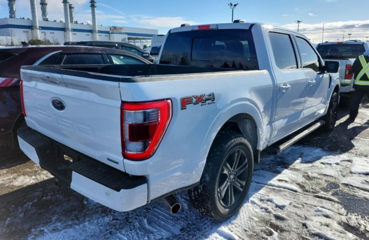 2022 Ford F-150 LARIAT Crew 4X4 | 502A | FX4 | Sport | Leather | Cooled + Heated Seats | CarPlay + Android & More ! Photo