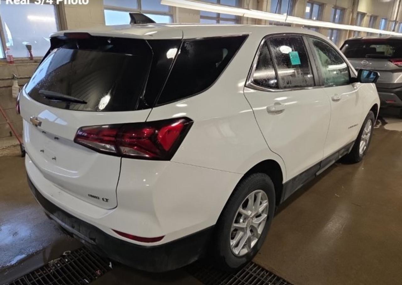 2024 Chevrolet Equinox LT AWD | Heated Seats | Power Seat | CarPlay + Android | Rear Camera | Alloy Wheels and More ! Photo
