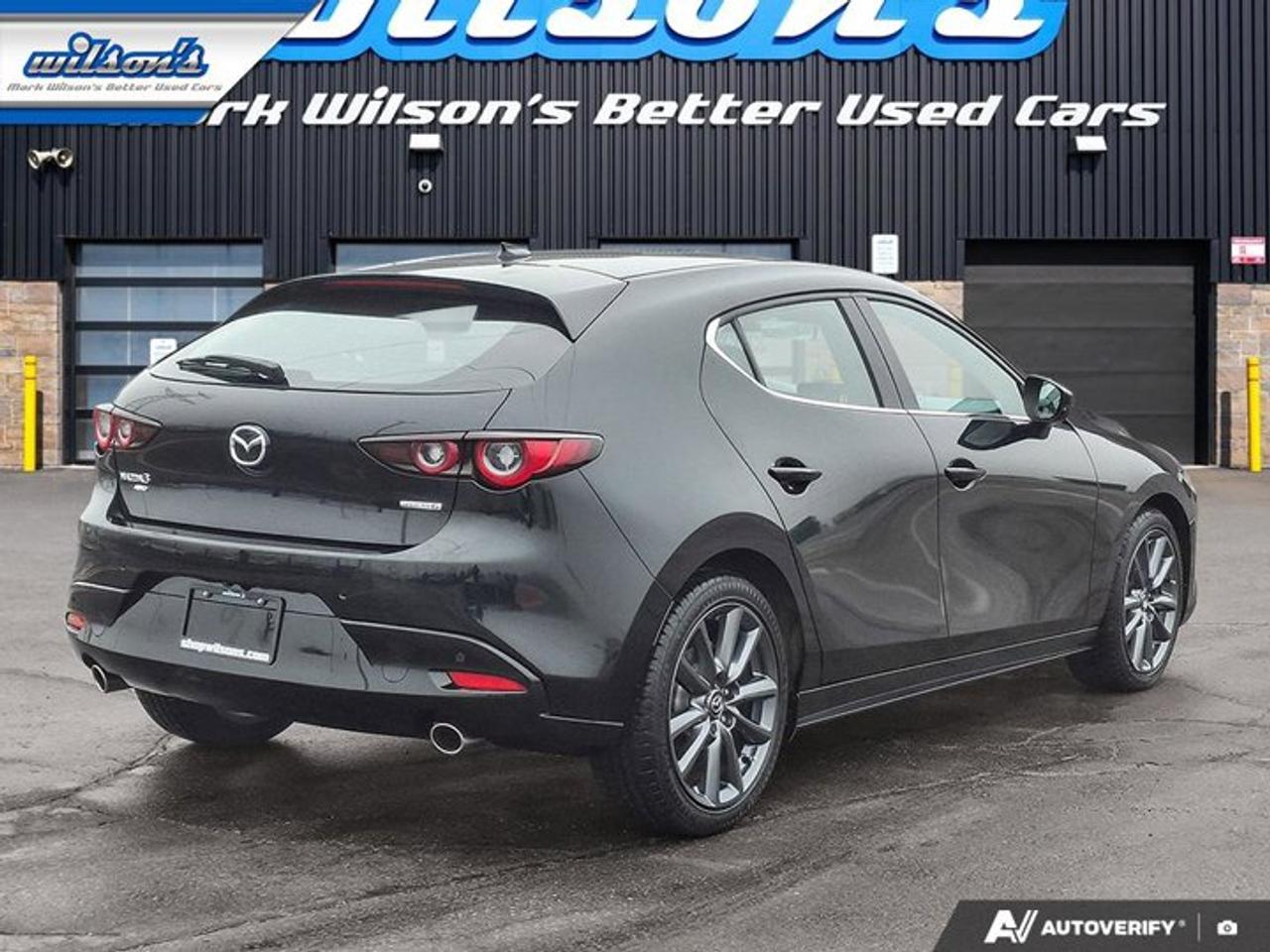 2023 Mazda MAZDA3 Sport GT AWD | Leather | Sunroof | Navi | Heated Seats + Steering | Adaptive Cruise | HUD | CarPlay & More Photo4