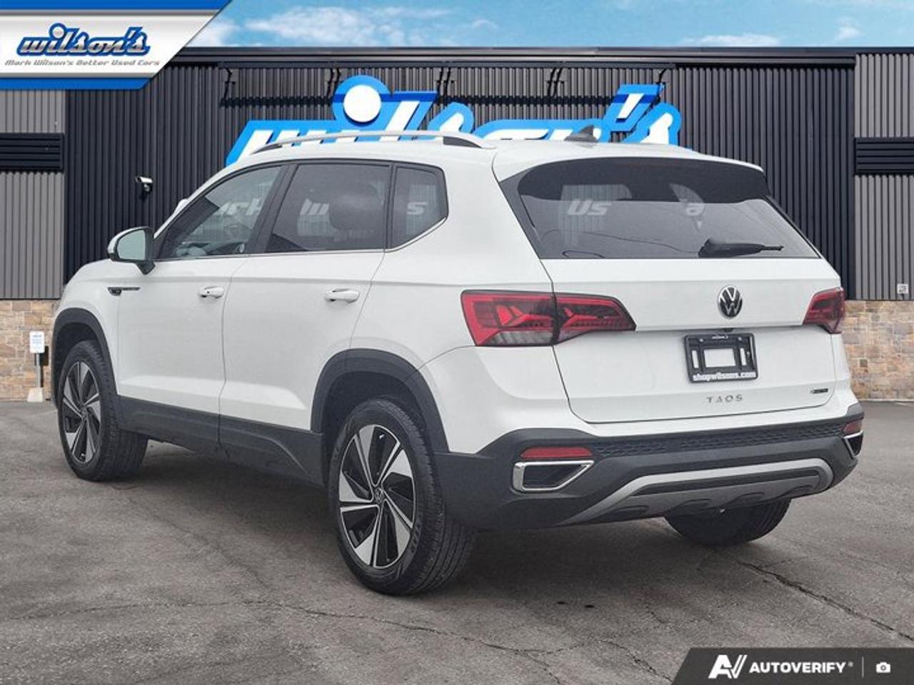 2023 Volkswagen Taos Comfortline AWD | Sunroof | Adaptive Cruise | Power Seat | Heated Seats | CarPlay + Android & More ! Photo