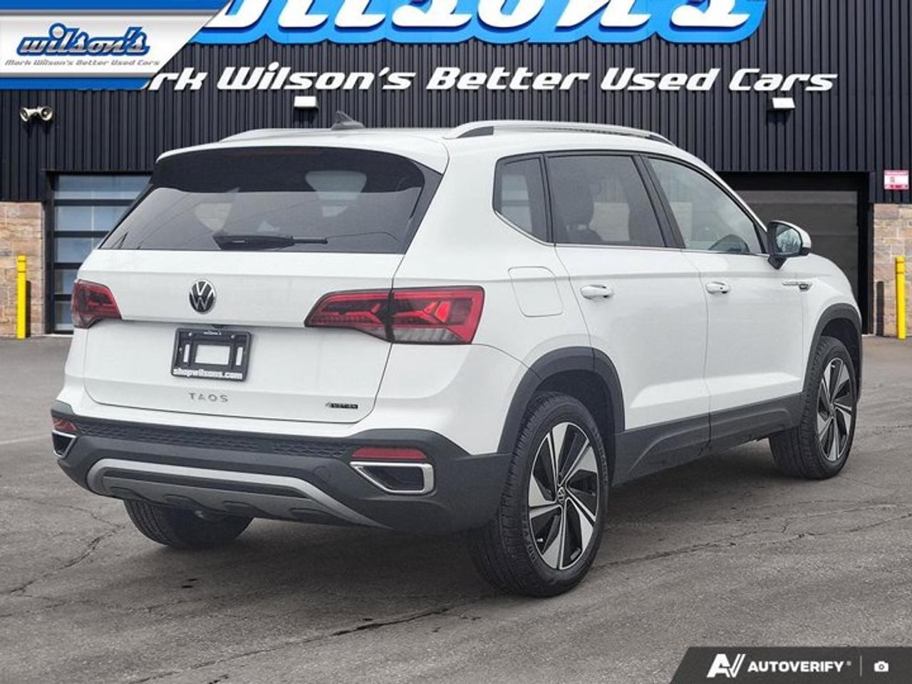 2023 Volkswagen Taos Comfortline AWD | Sunroof | Adaptive Cruise | Power Seat | Heated Seats | CarPlay + Android & More ! Photo