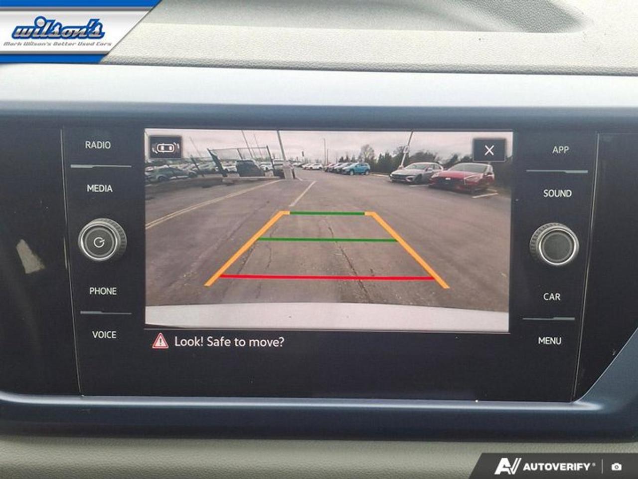 2023 Volkswagen Taos Comfortline AWD | Sunroof | Adaptive Cruise | Power Seat | Heated Seats | CarPlay + Android & More ! Photo