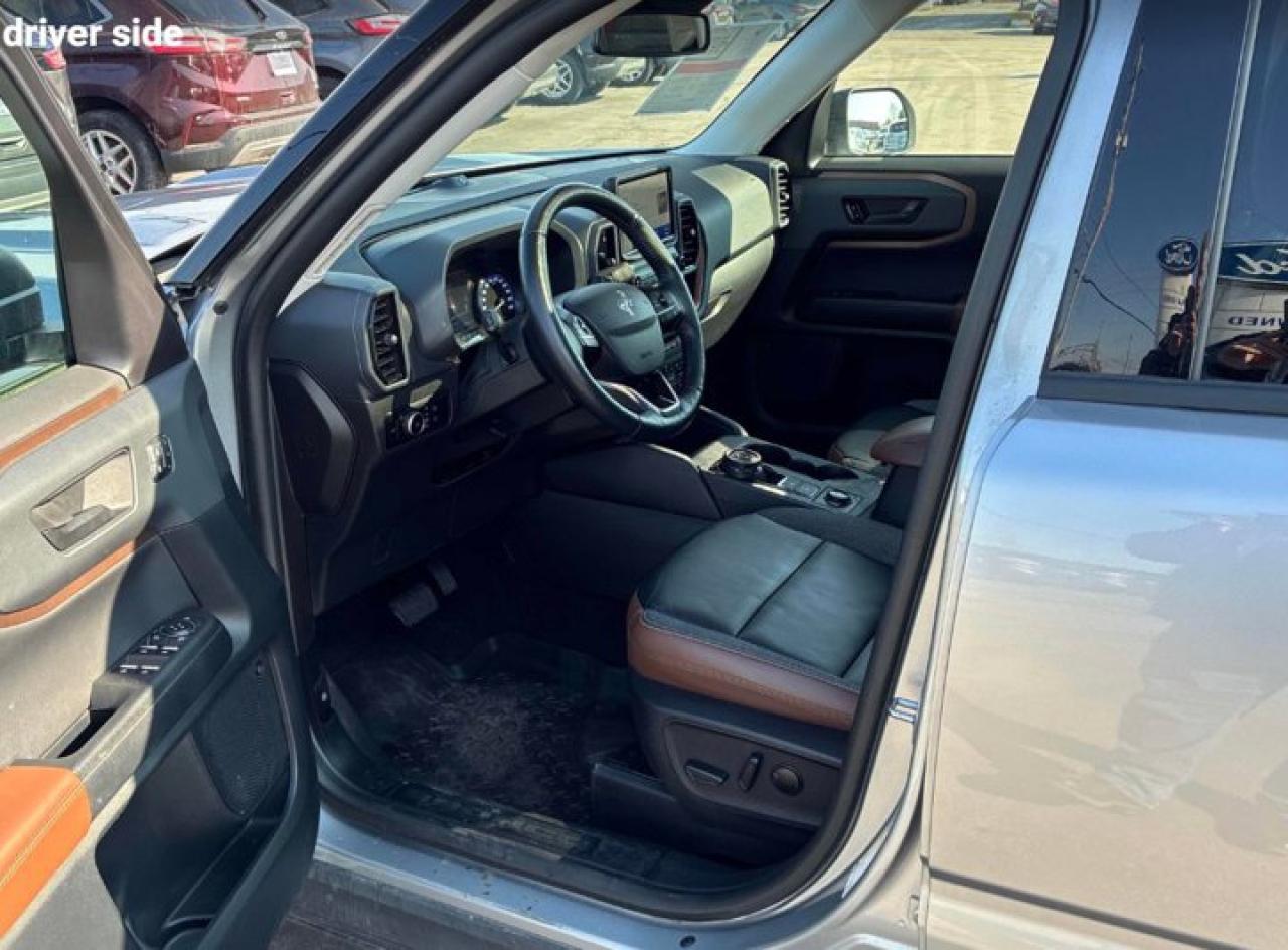 2023 Ford Bronco Sport Outer Banks 4WD | Tow Pkg | Leather | Sunroof | Tech Pkg | Adaptive Cruise | Nav | B&O Audio & More! Photo