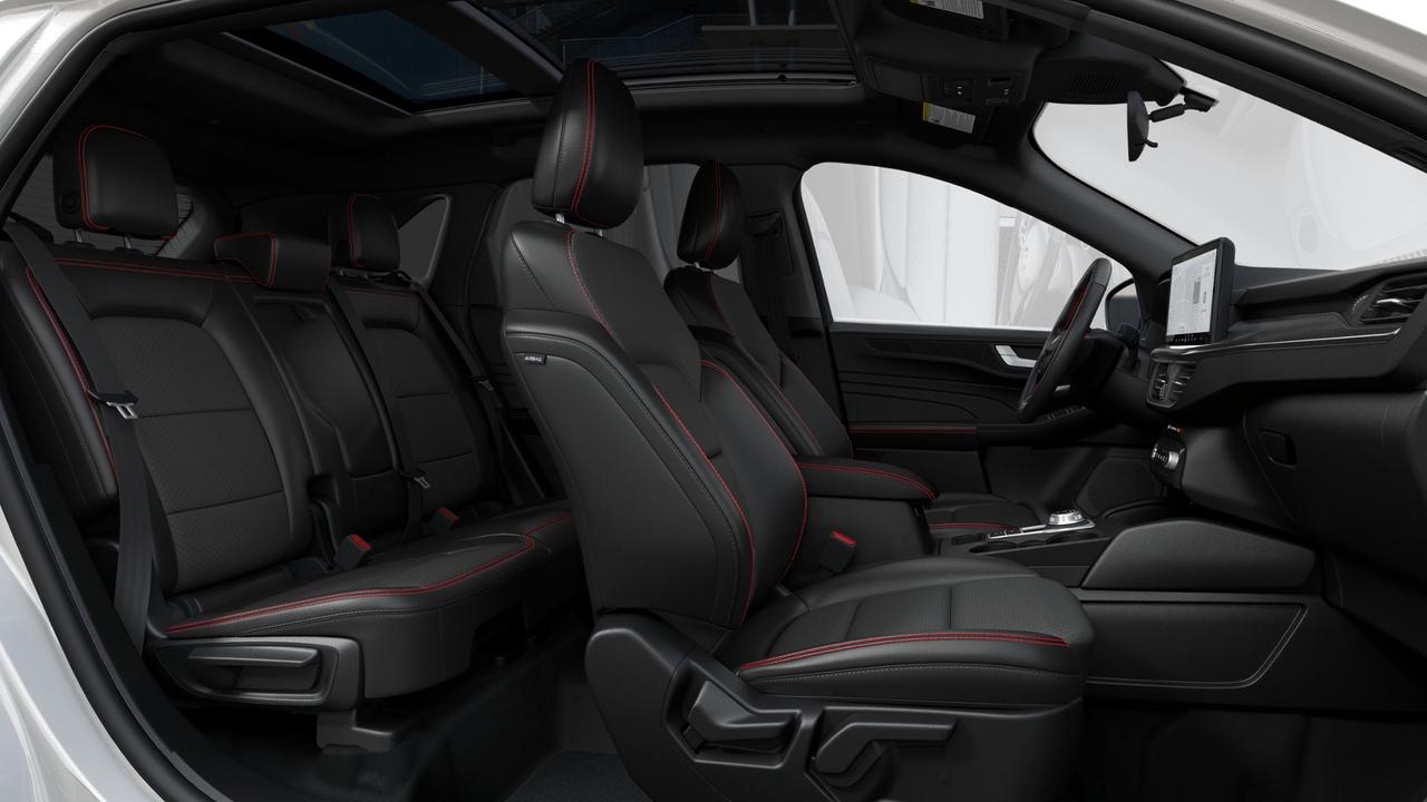 2025 Ford Escape ST-Line Select Photo3