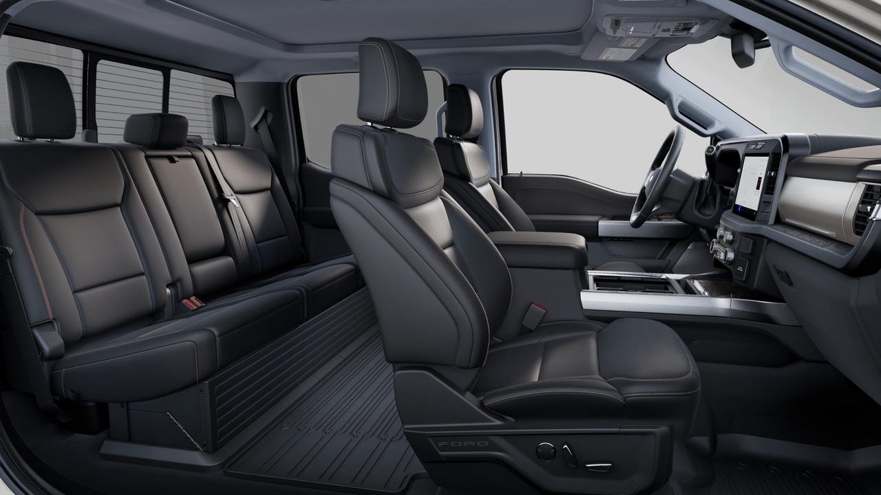 2025 Ford F-250 Super Duty SRW Lariat Photo