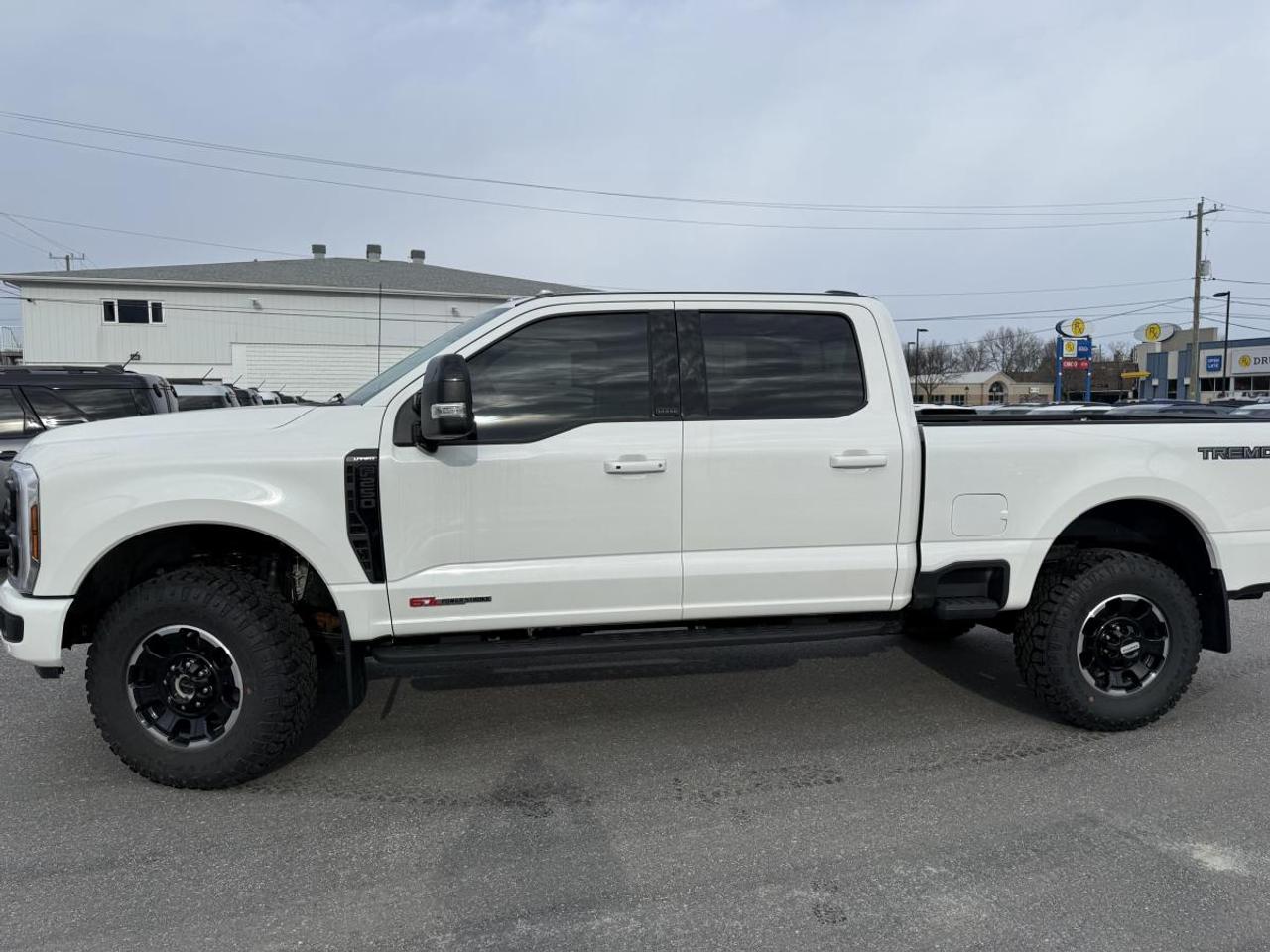 2025 Ford F-250 Super Duty SRW Lariat Photo