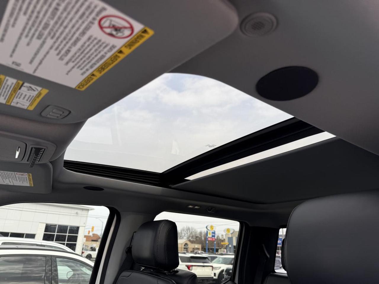2025 Ford F-250 Super Duty SRW Lariat Photo