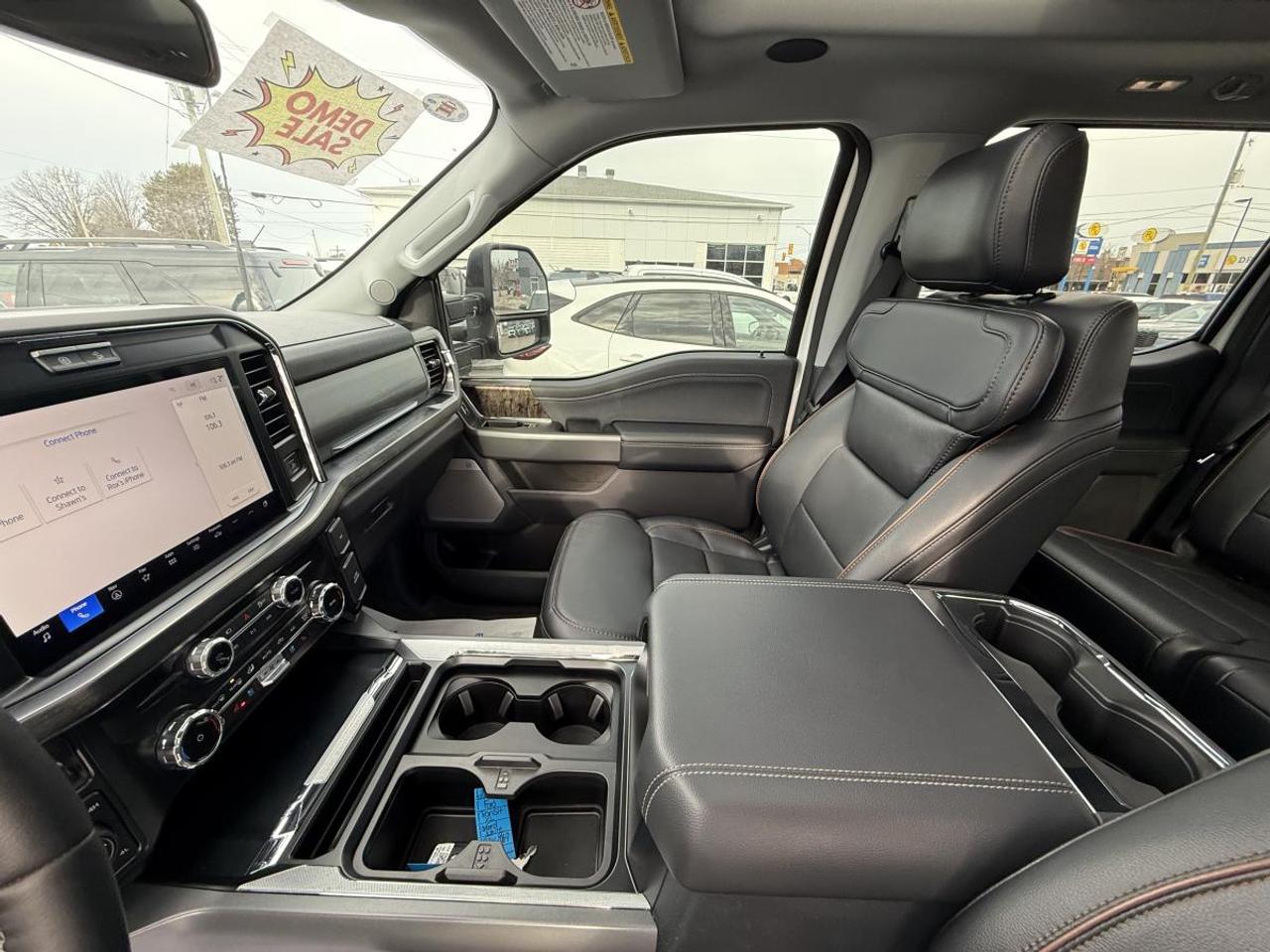 2025 Ford F-250 Super Duty SRW Lariat Photo