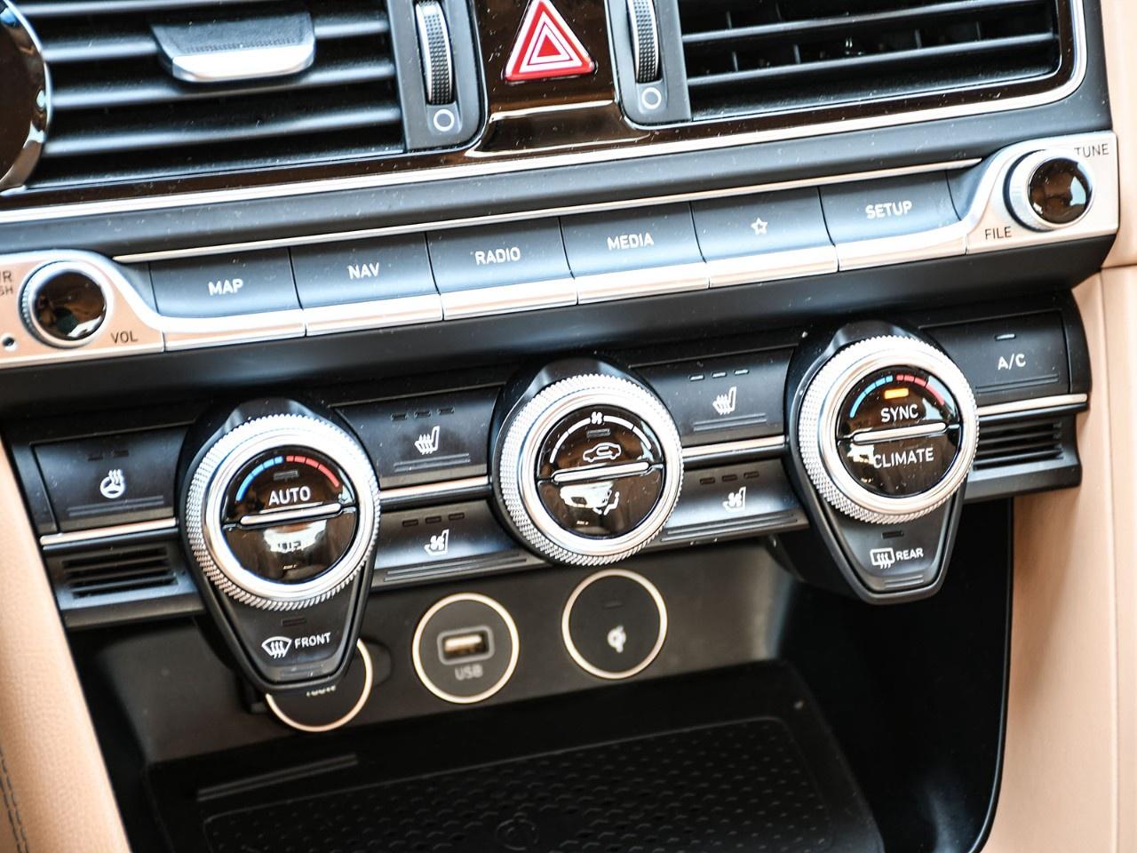 2023 Genesis G70 2.0T Advanced AWD Photo