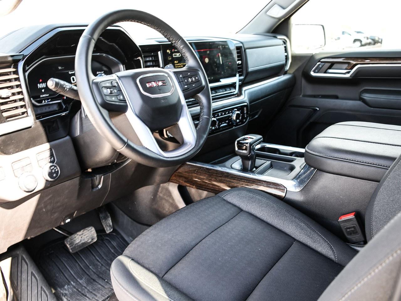 2024 GMC Sierra 1500 Crew Cab Short Box 4-Wheel Drive Elevation Photo